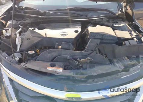 2015 Nissan Altima 2.5 S из США, поврежденный, VIN 1N4AL3AP8FC291434